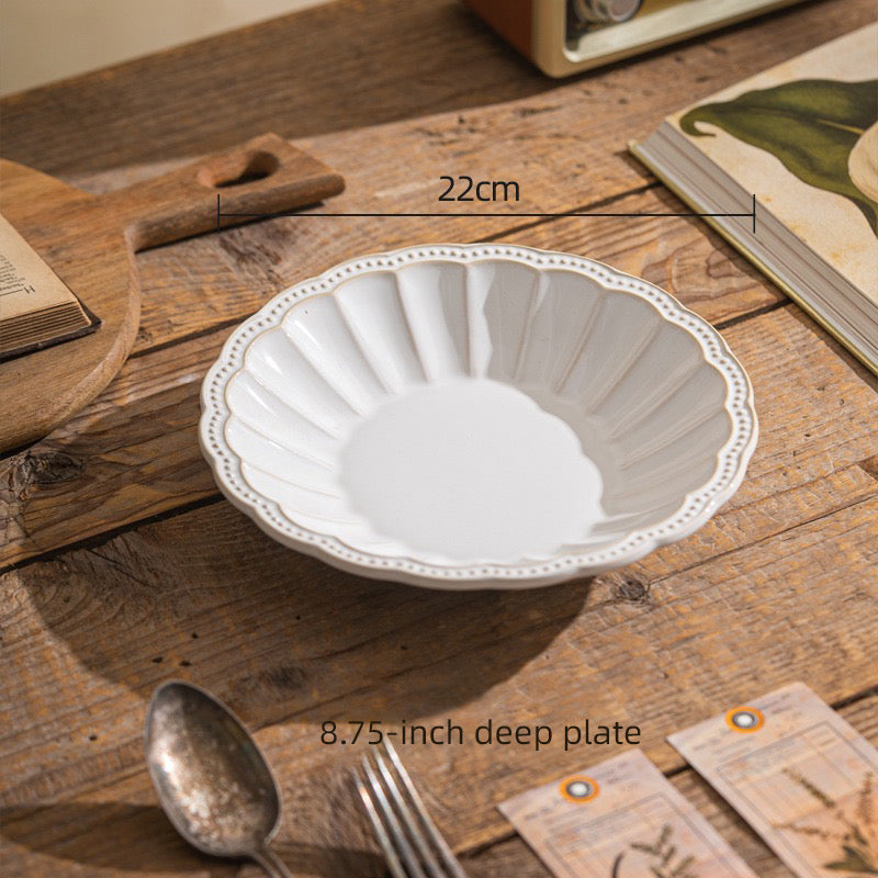 Vintage Scallop-Edge Ceramic Dinnerware
